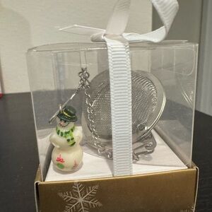 Charming Snowman Tea Infuser Set with White and Silver Accents
